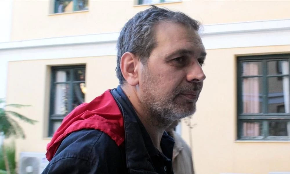 Επίθεση στον Στέφανο Χίο: Αναμένονται τα αποτελέσματα της βαλιστικής εξέτασης
